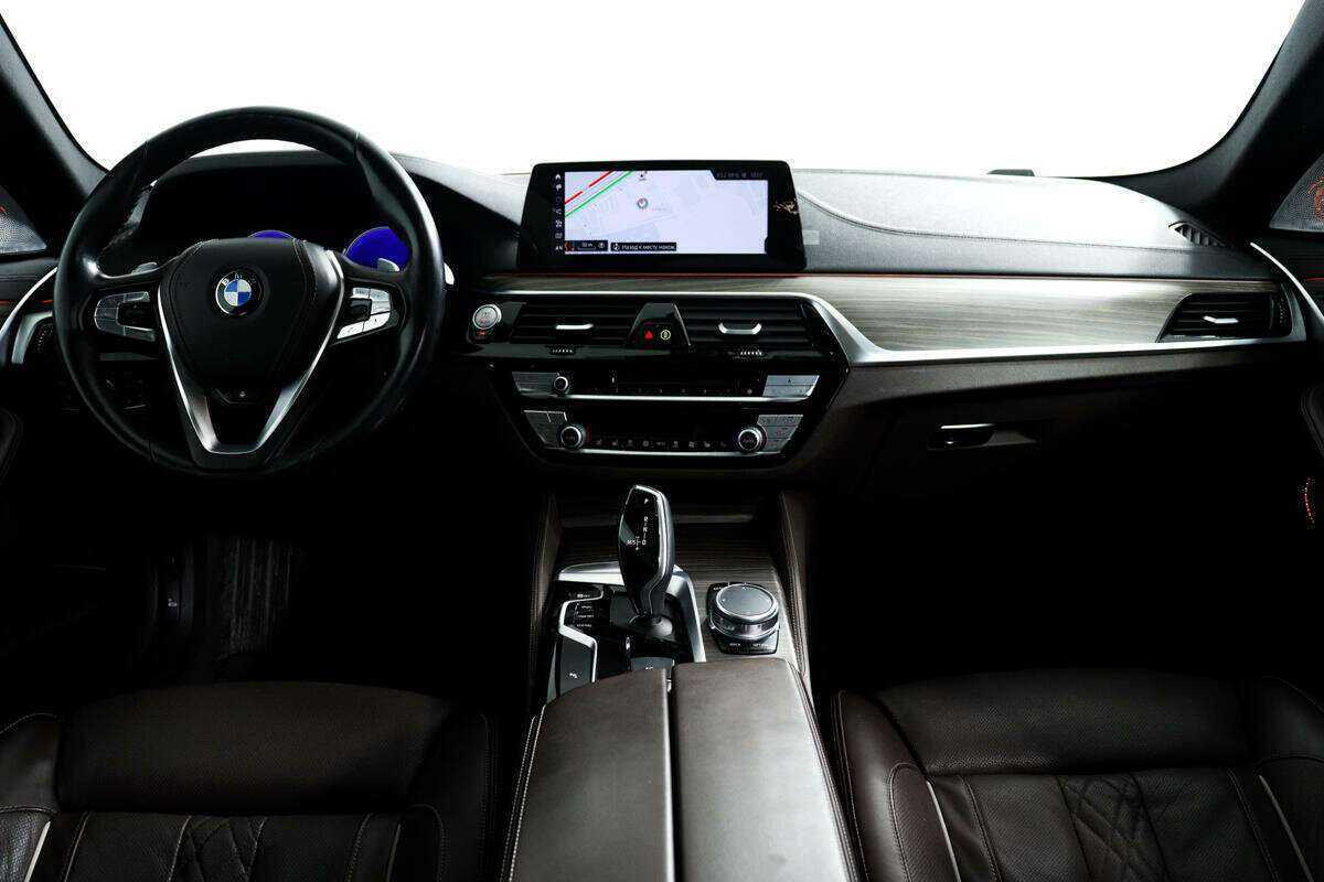 BMW 5 серии с пробегом — 2019 год. Фото: #10