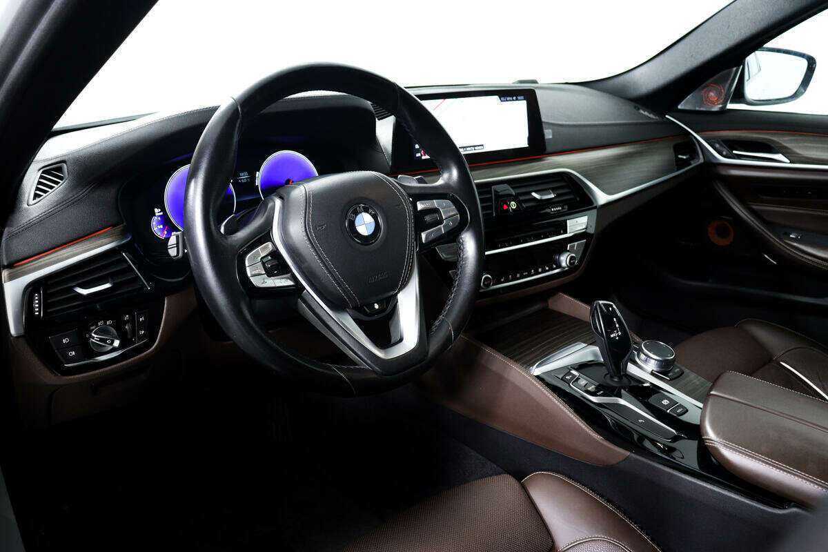 BMW 5 серии с пробегом — 2019 год. Фото: #12