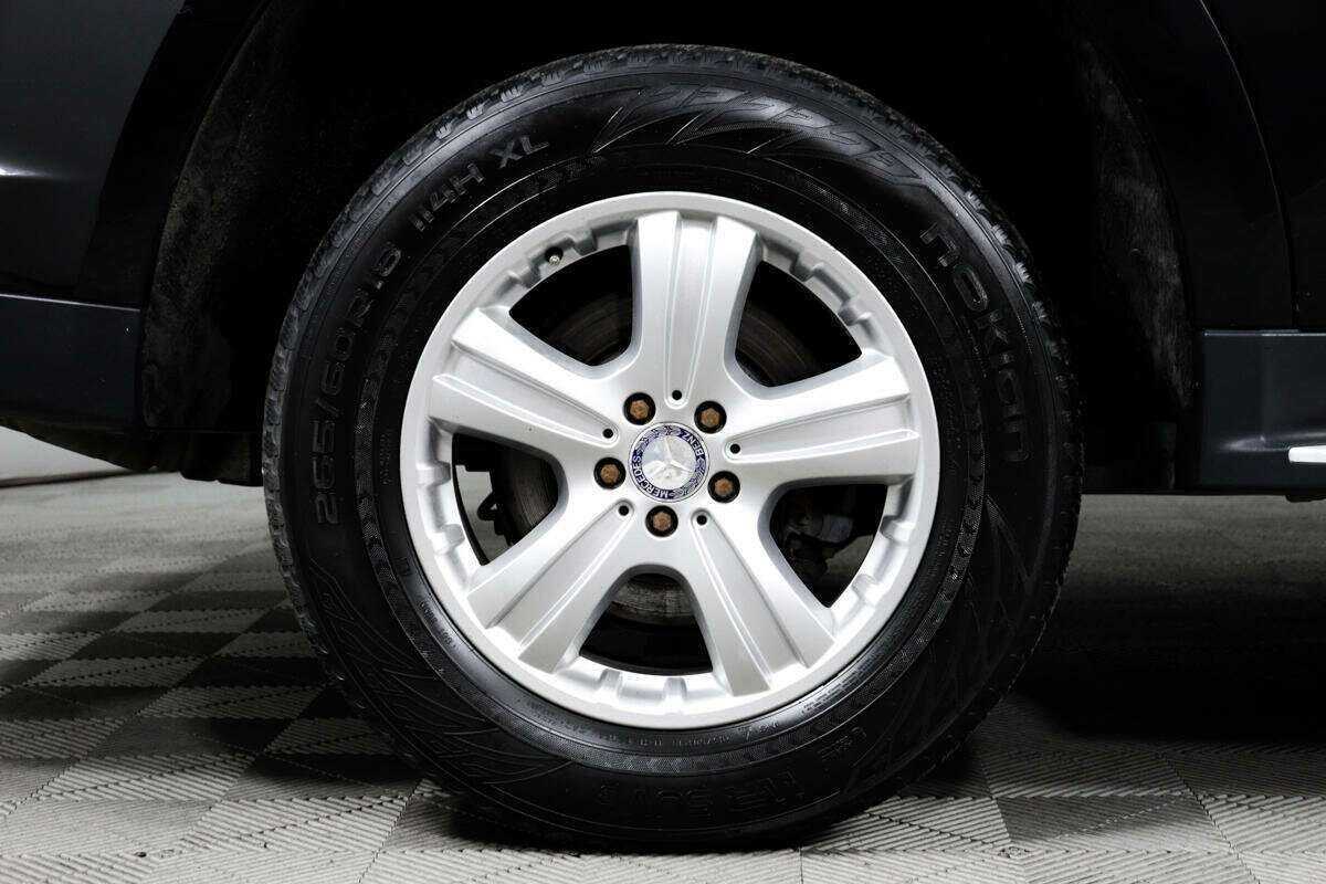 Mercedes-Benz GL-Класс с пробегом — 2009 год. Фото: #13