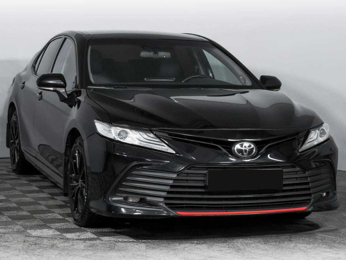 Toyota Camry с пробегом — 2021 год. Фото: #2