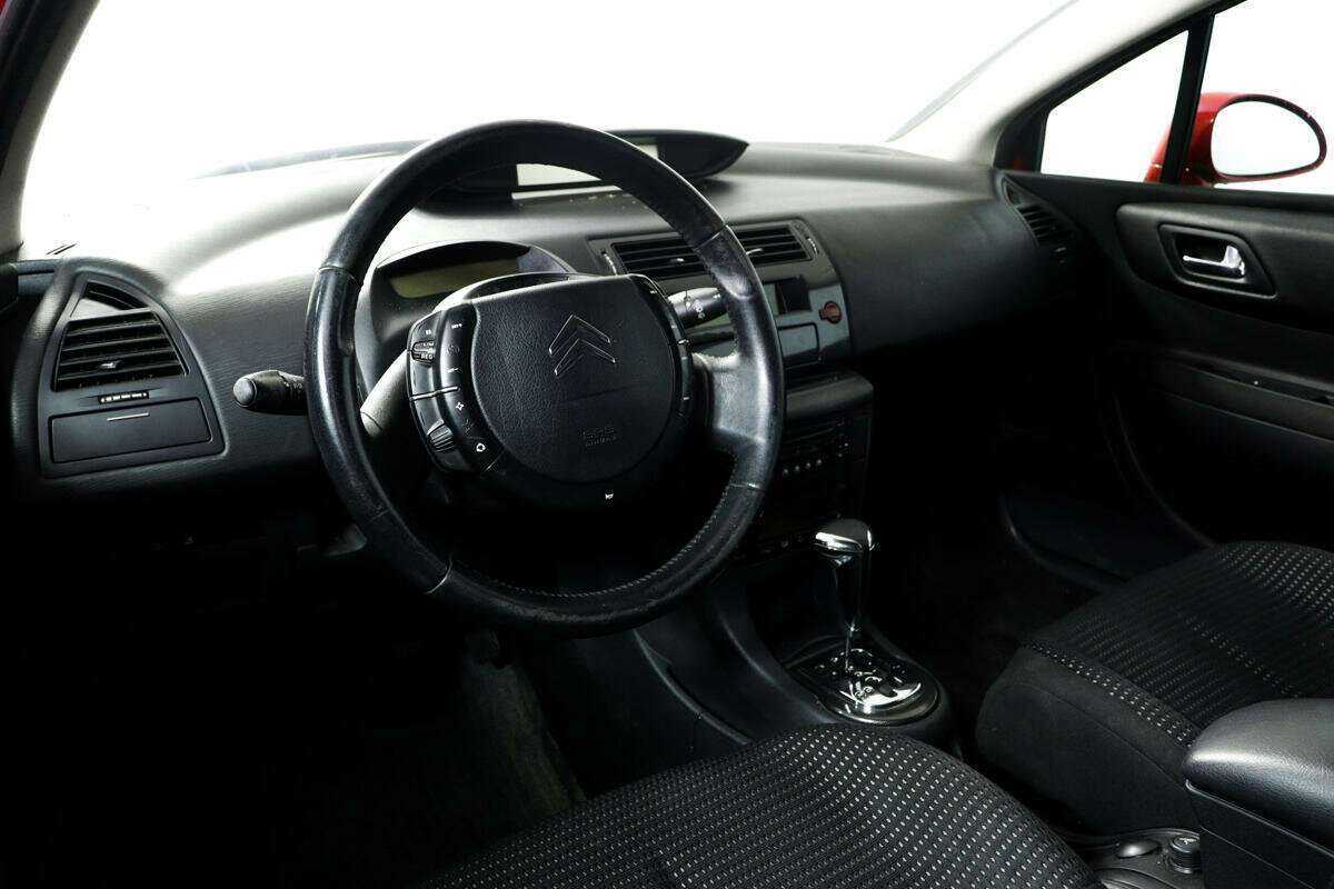 Citroen C4 с пробегом — 2008 год. Фото: #12
