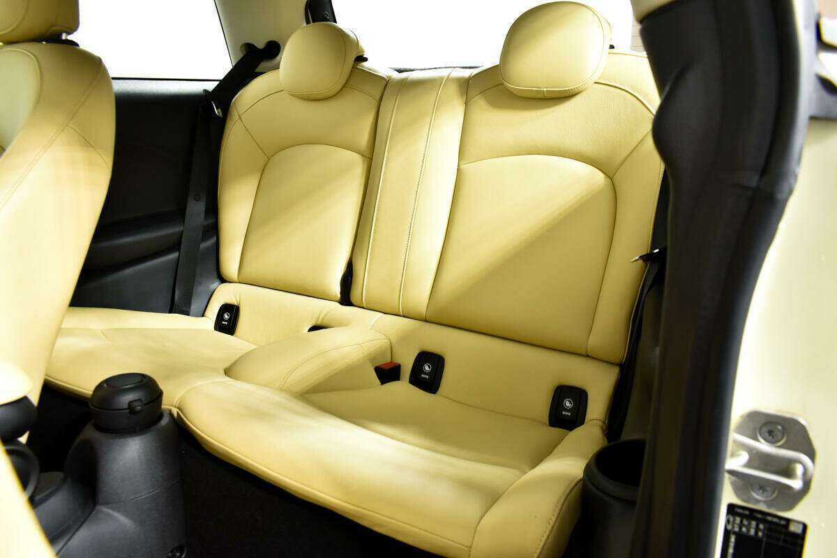 Mini Hatch с пробегом — 2021 год. Фото: #11