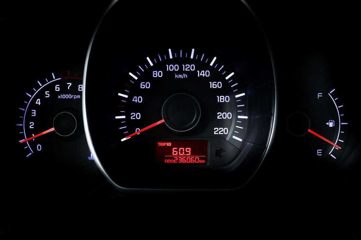 Kia Rio с пробегом — 2012 год. Фото: #9