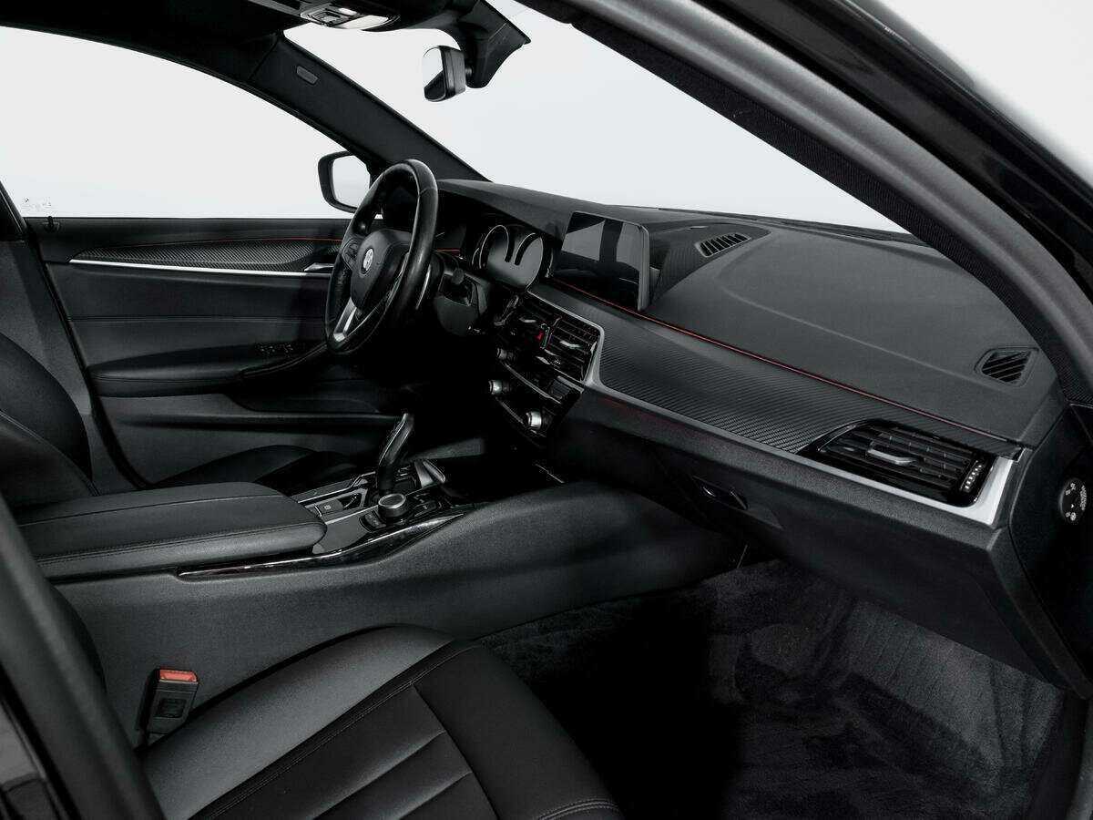 BMW 5 серии с пробегом — 2019 год. Фото: #7