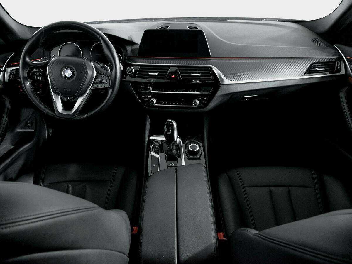 BMW 5 серии с пробегом — 2019 год. Фото: #10