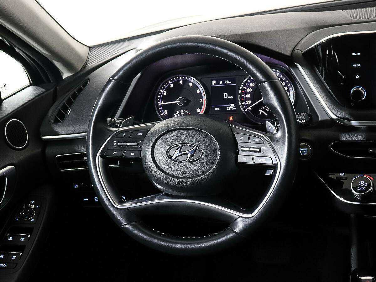 Hyundai Sonata с пробегом — 2022 год. Фото: #14