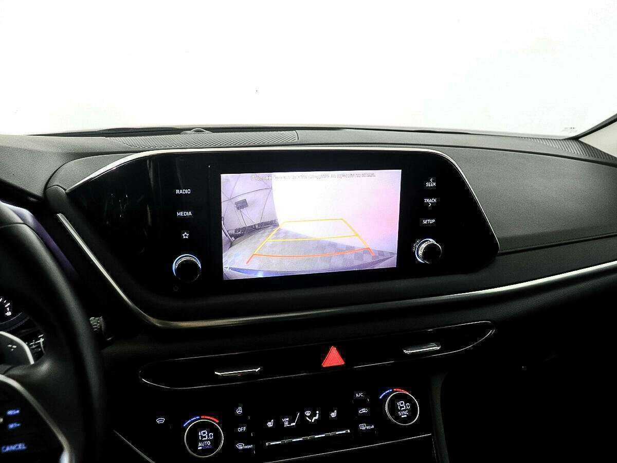 Hyundai Sonata с пробегом — 2022 год. Фото: #16