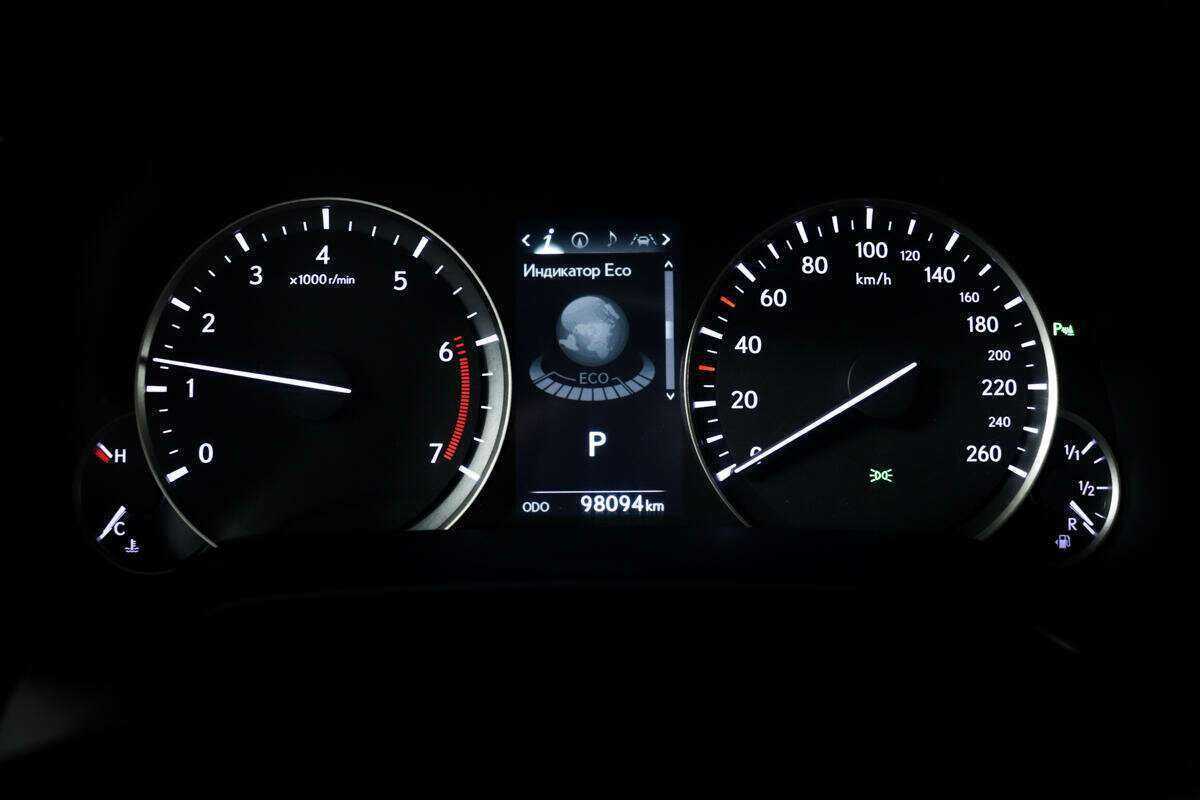 Lexus RX с пробегом — 2017 год. Фото: #9