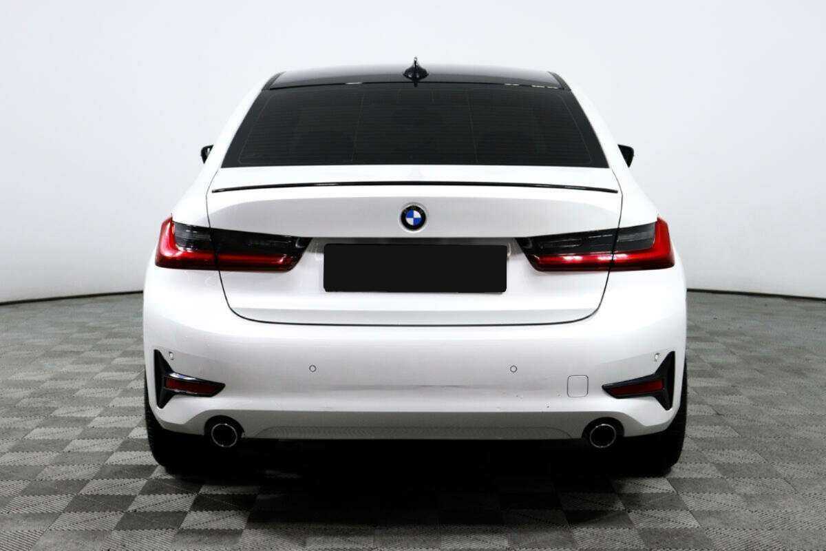 BMW 3 серии с пробегом — 2019 год. Фото: #5