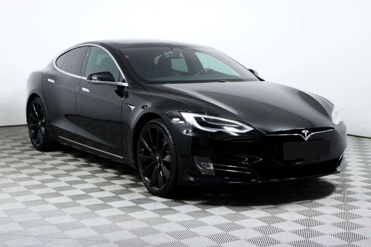 Tesla Model S с пробегом — 2020 год. Фото: #2