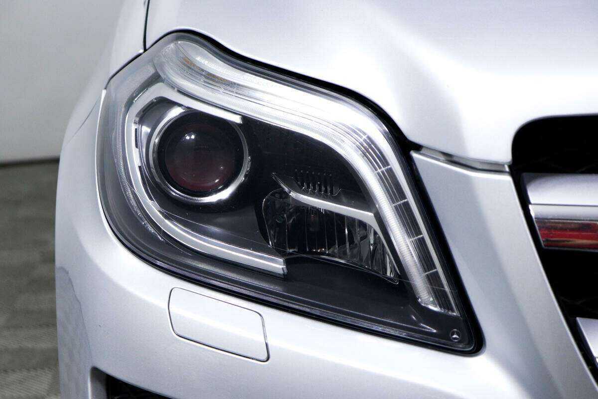 Mercedes-Benz GL-Класс с пробегом — 2013 год. Фото: #13