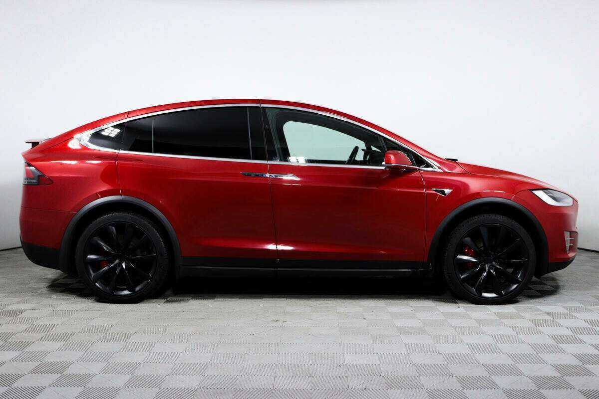 Tesla Model X с пробегом — 2019 год. Фото: #3