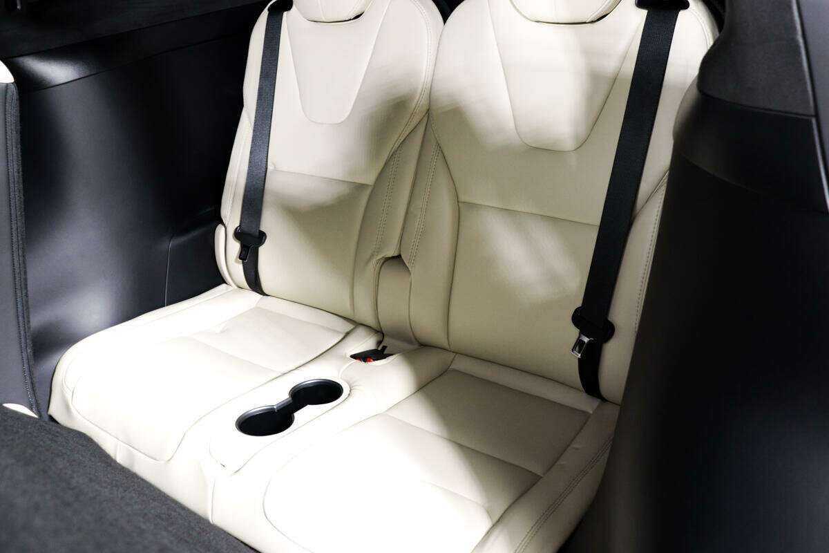 Tesla Model X с пробегом — 2019 год. Фото: #12