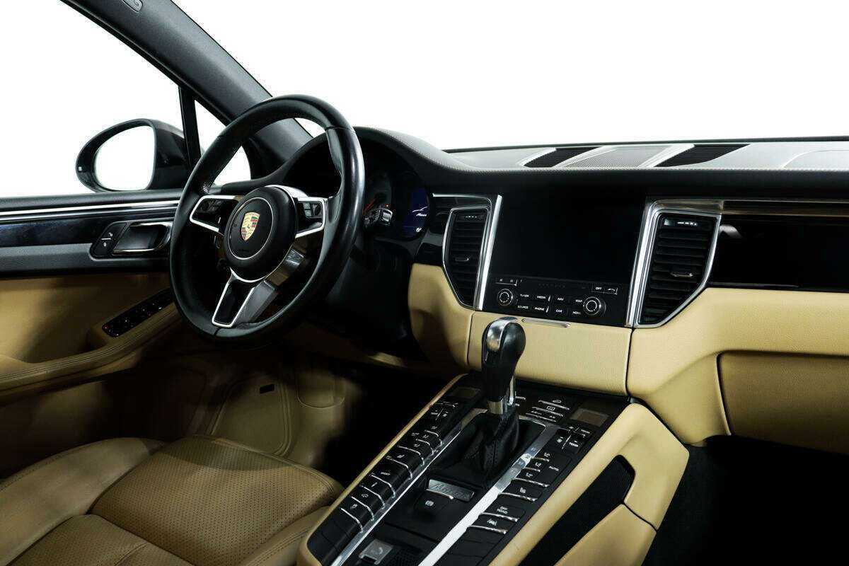 Porsche Macan с пробегом — 2017 год. Фото: #8