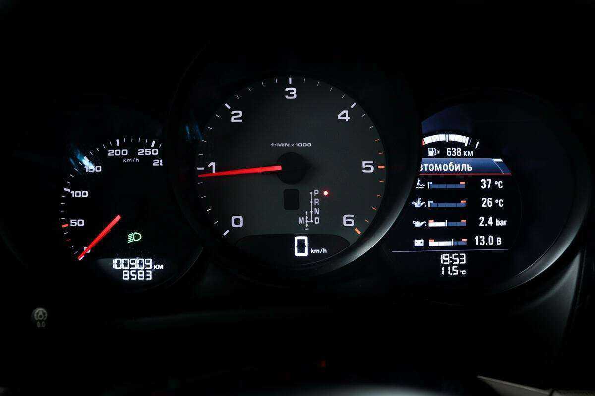 Porsche Macan с пробегом — 2017 год. Фото: #9