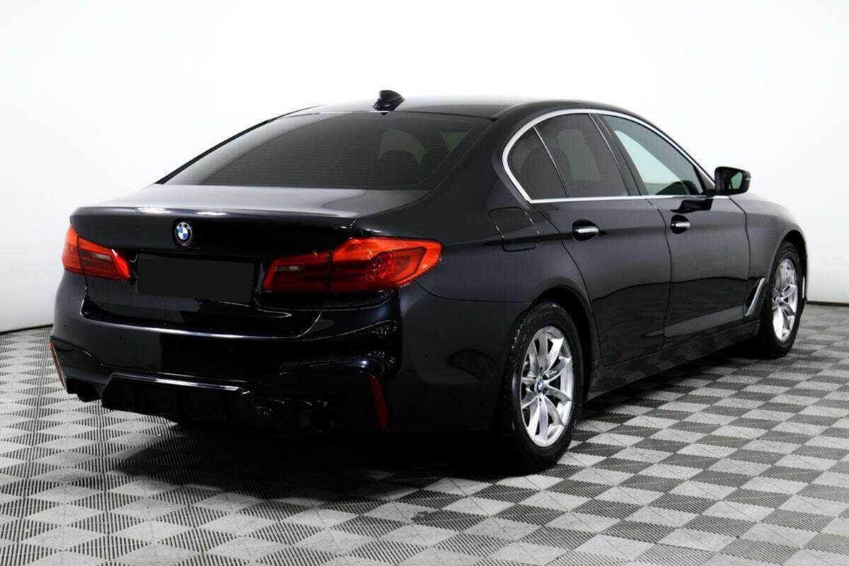 BMW 5 серии с пробегом — 2017 год. Фото: #4