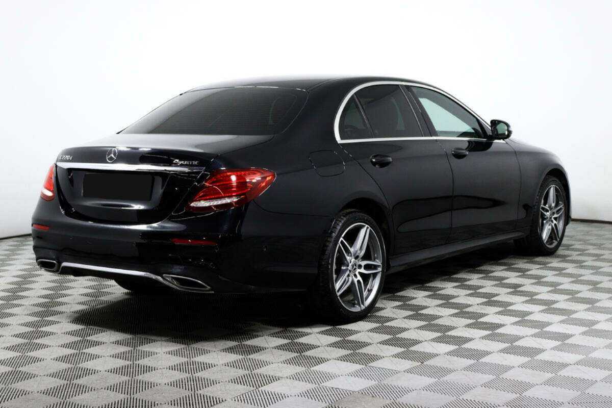 Mercedes-Benz E-Класс с пробегом — 2019 год. Фото: #4