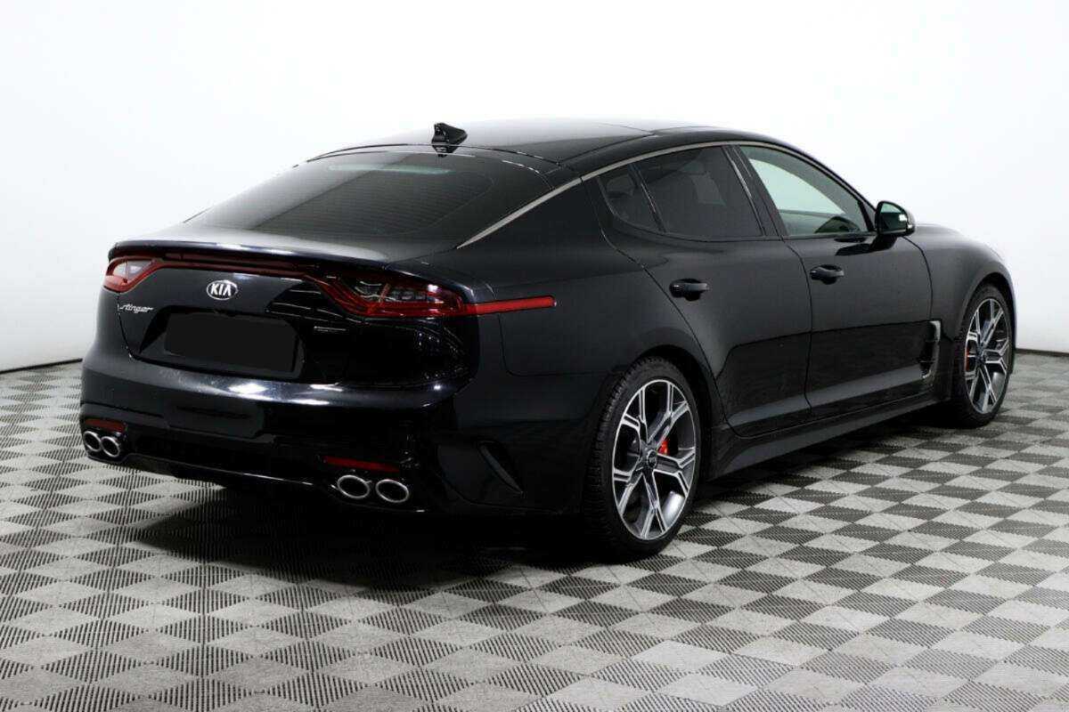 Kia Stinger с пробегом — 2018 год. Фото: #4