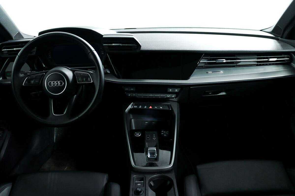 Audi A3 с пробегом — 2022 год. Фото: #10