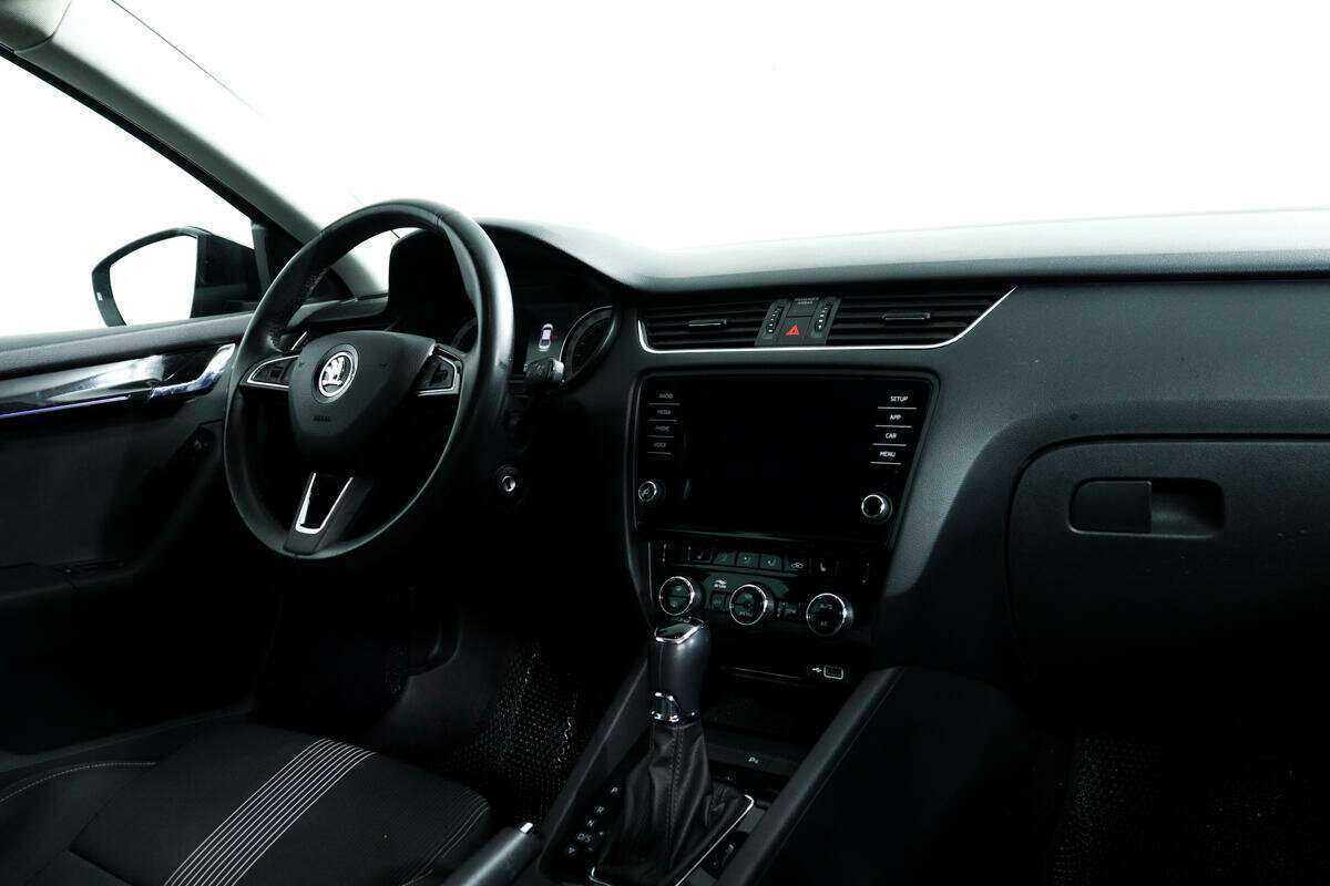 Skoda Octavia с пробегом — 2018 год. Фото: #8