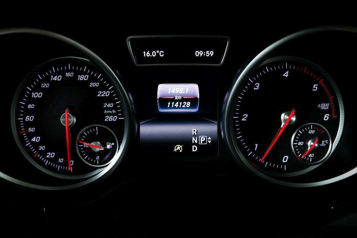 Mercedes-Benz GLE Coupe с пробегом — 2015 год. Фото: #9