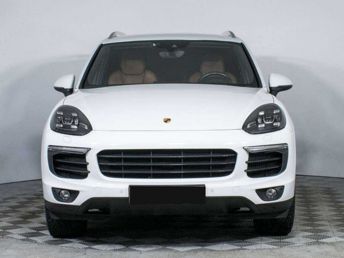 Porsche Cayenne с пробегом — 2015 год. Фото: #1