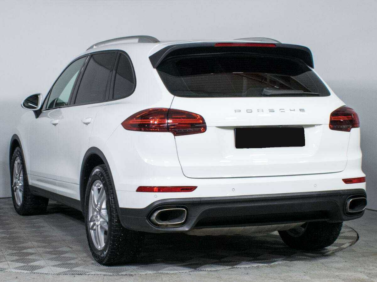 Porsche Cayenne с пробегом — 2015 год. Фото: #6