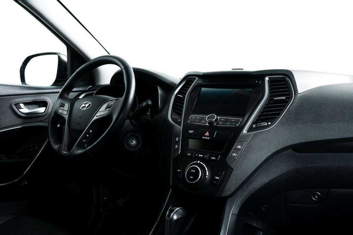 Hyundai Santa Fe с пробегом — 2016 год. Фото: #8