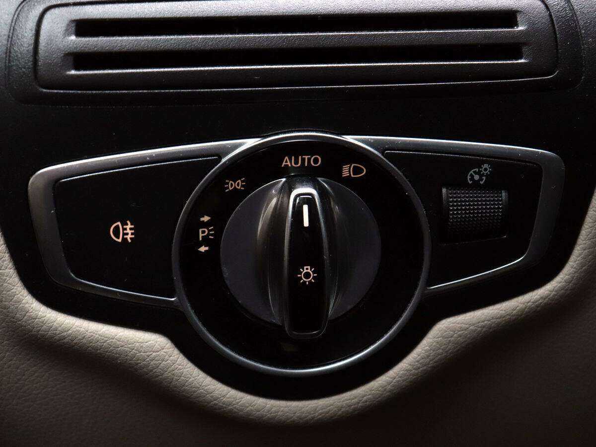 Mercedes-Benz GLC с пробегом — 2015 год. Фото: #14