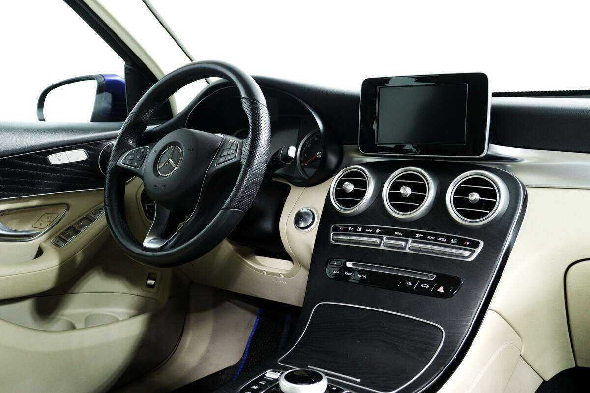 Mercedes-Benz GLC с пробегом — 2018 год. Фото: #8