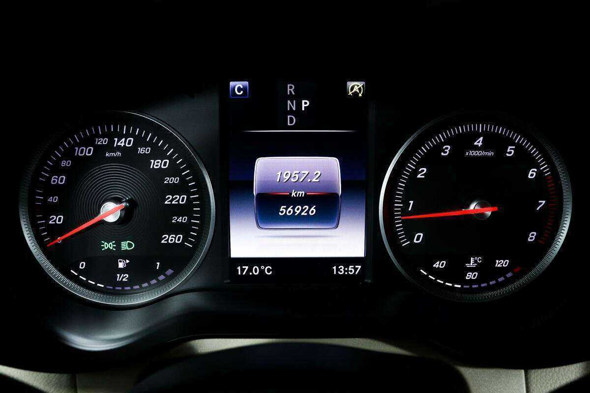 Mercedes-Benz GLC с пробегом — 2018 год. Фото: #9