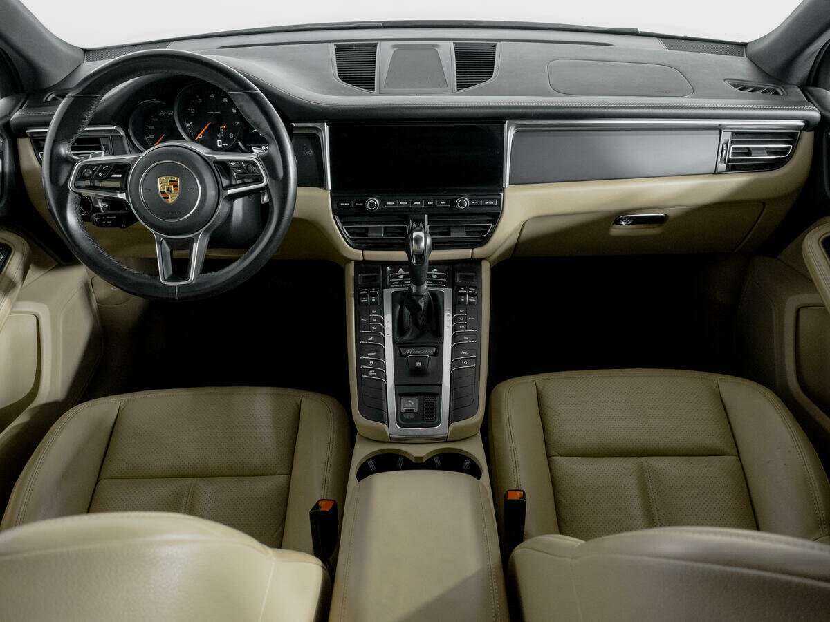 Porsche Macan с пробегом — 2019 год. Фото: #11