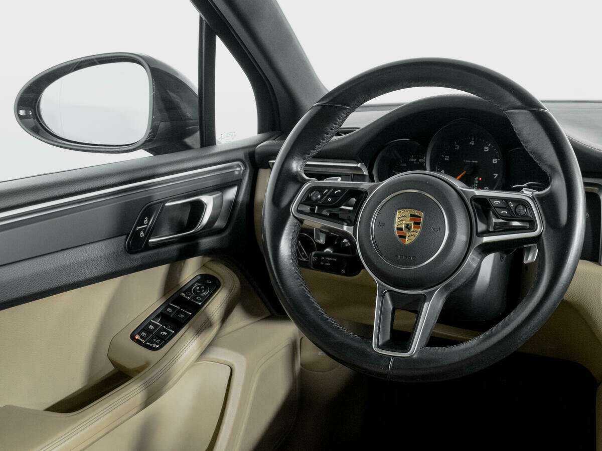 Porsche Macan с пробегом — 2019 год. Фото: #13