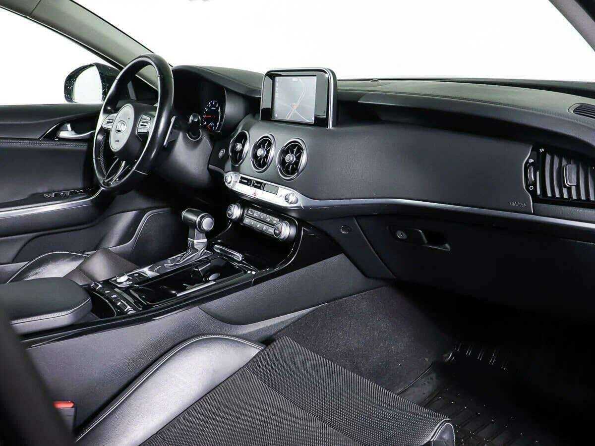 Kia Stinger с пробегом — 2019 год. Фото: #8