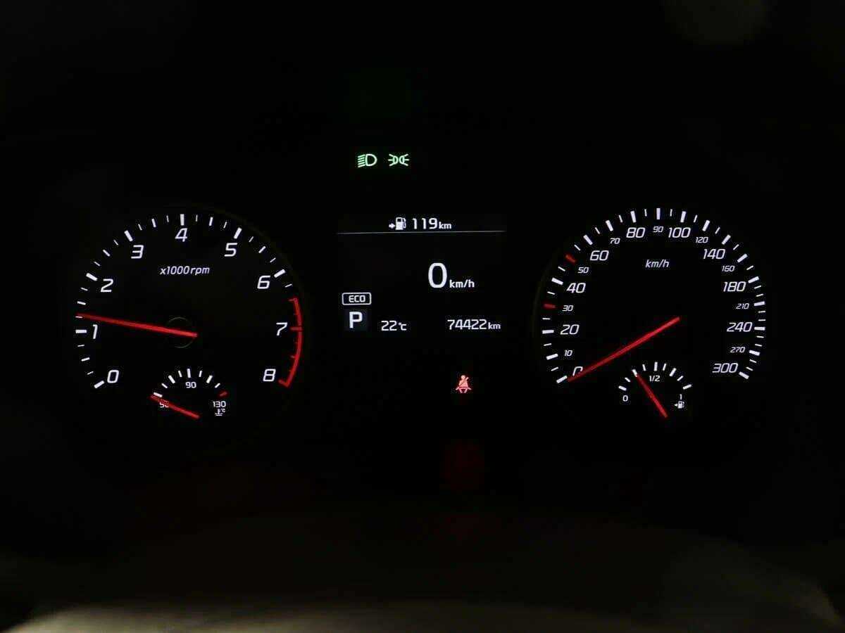 Kia Stinger с пробегом — 2019 год. Фото: #9