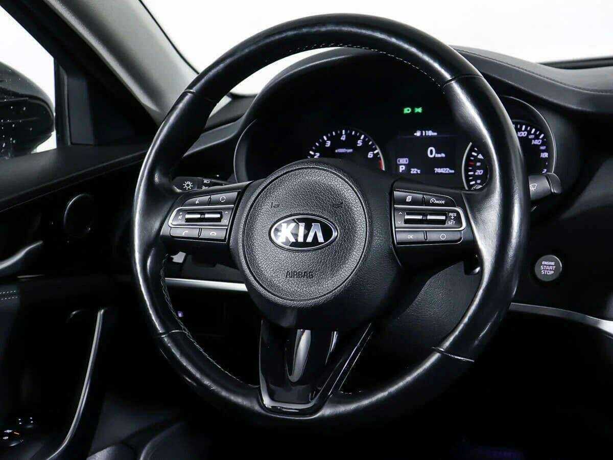 Kia Stinger с пробегом — 2019 год. Фото: #12