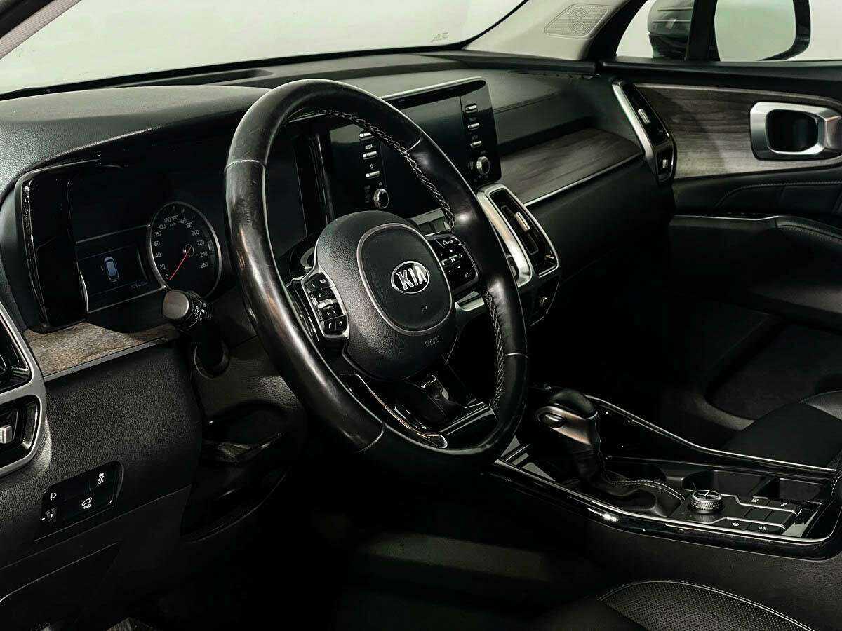 Kia Sorento с пробегом — 2020 год. Фото: #12
