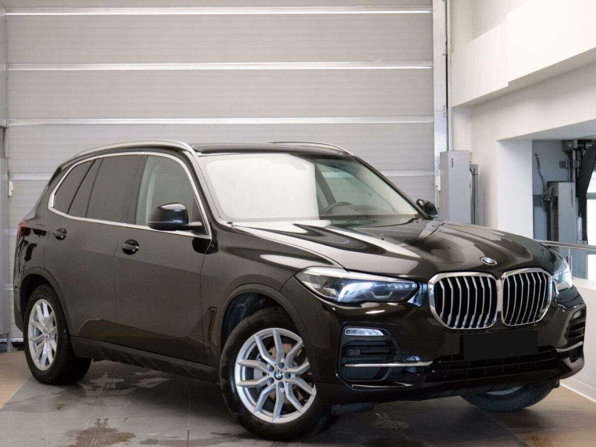 BMW X5 с пробегом — 2019 год. Фото: #1