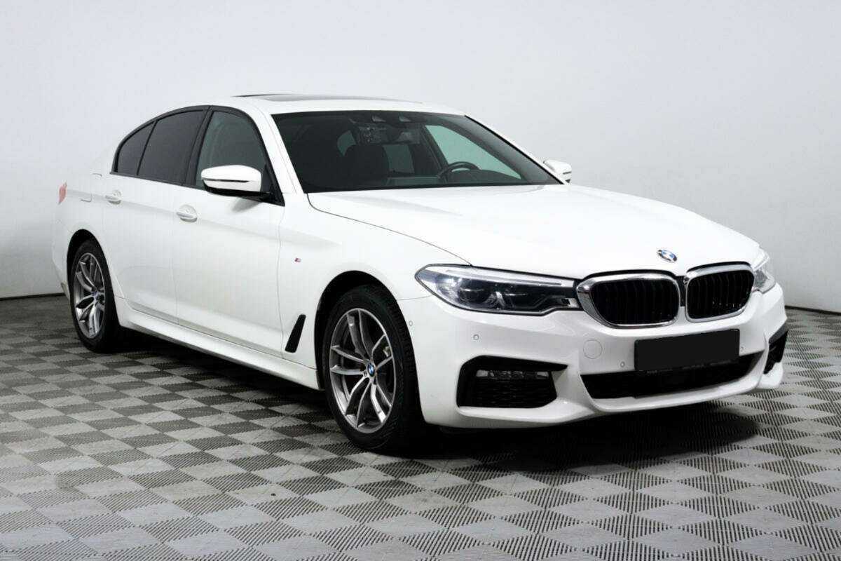 BMW 5 серии с пробегом — 2017 год. Фото: #2