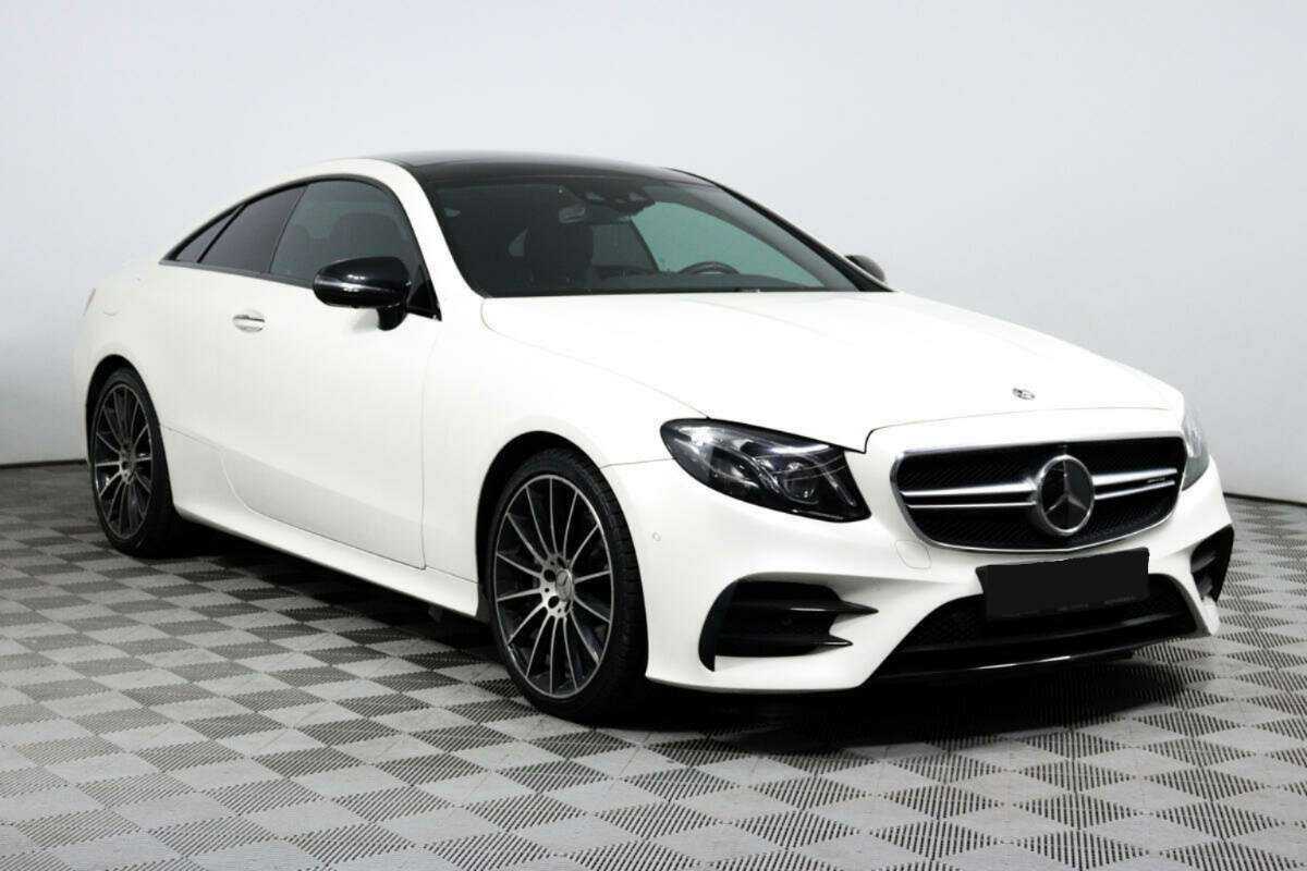 Mercedes-Benz E-Класс AMG с пробегом — 2018 год. Фото: #2