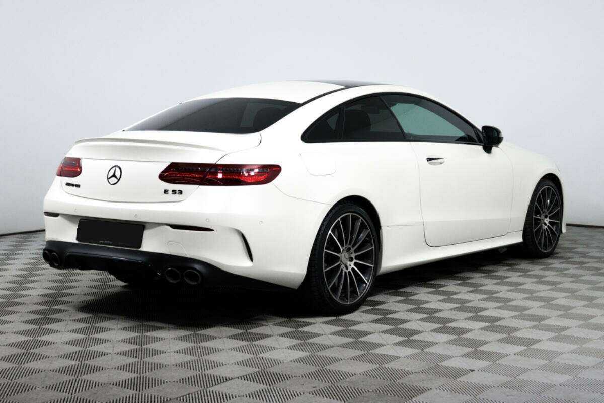Mercedes-Benz E-Класс AMG с пробегом — 2018 год. Фото: #4