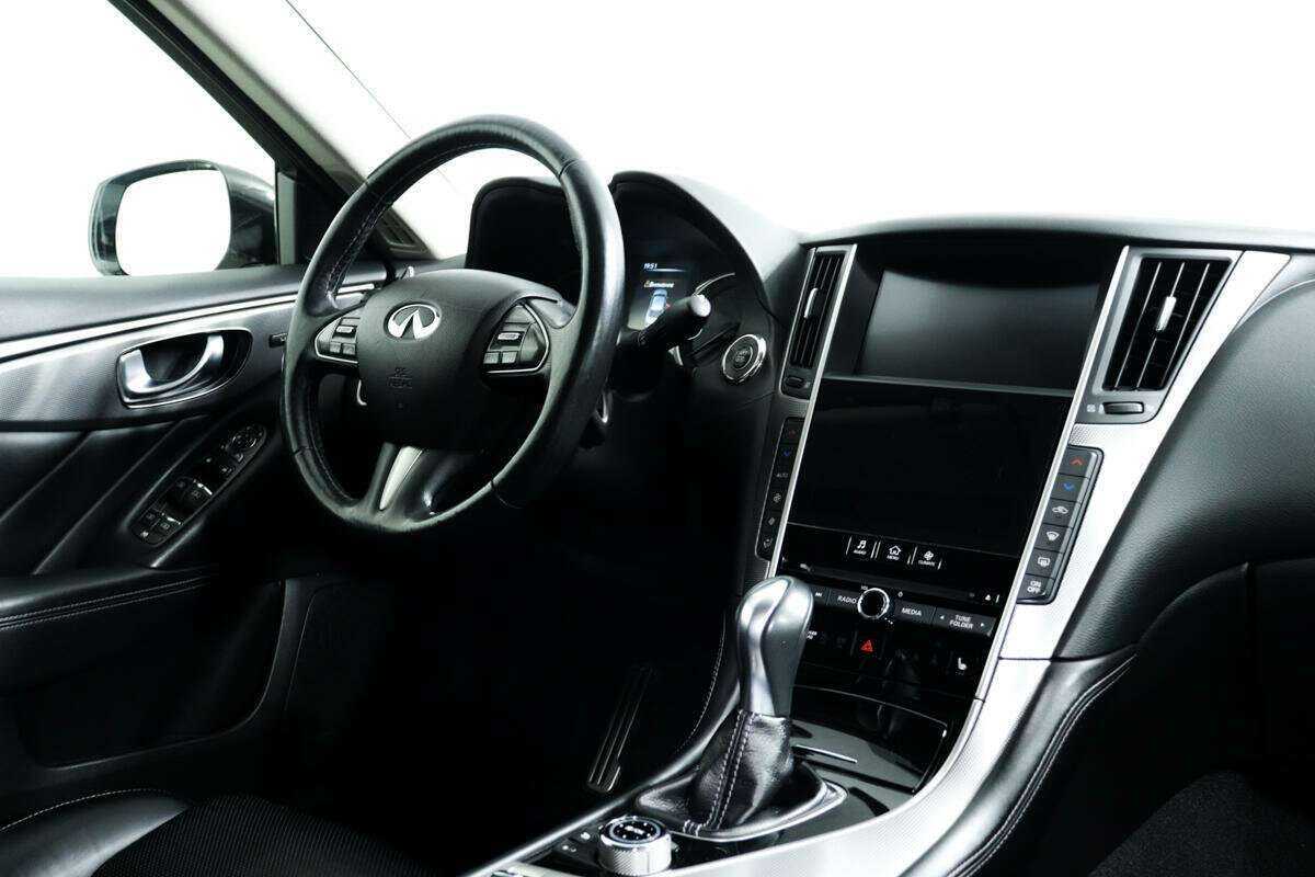 Infiniti Q50 с пробегом — 2016 год. Фото: #8