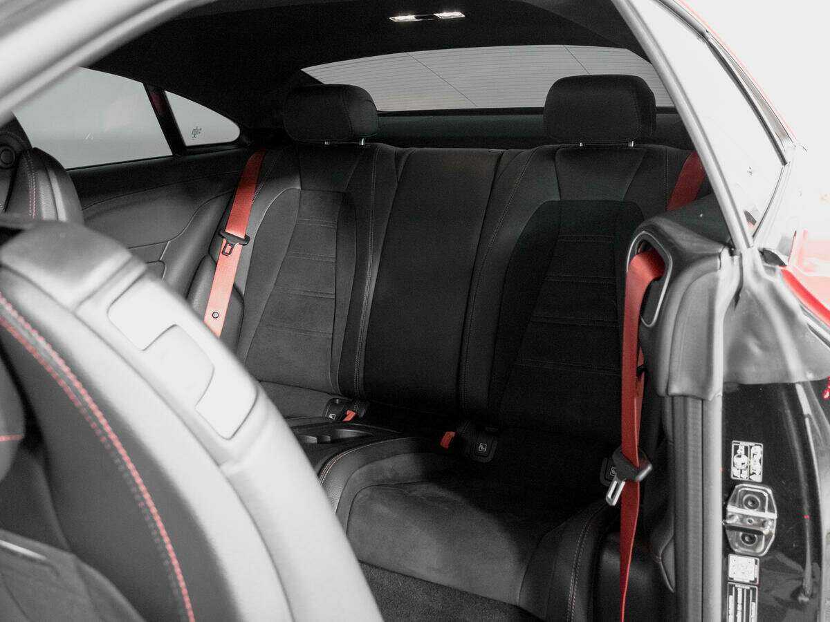 Mercedes-Benz E-Класс AMG с пробегом — 2019 год. Фото: #9