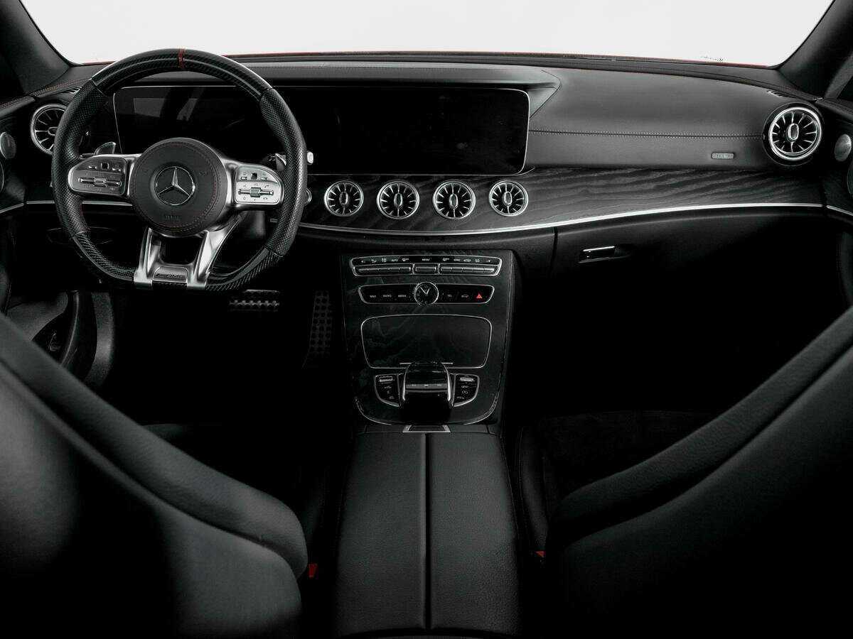 Mercedes-Benz E-Класс AMG с пробегом — 2019 год. Фото: #11