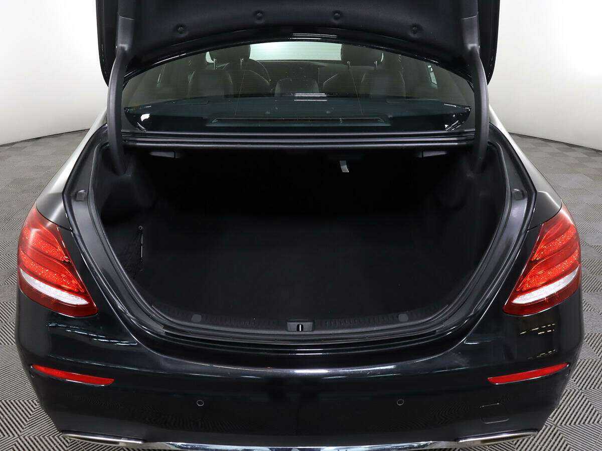 Mercedes-Benz E-Класс с пробегом — 2017 год. Фото: #7