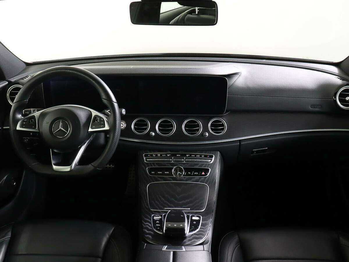 Mercedes-Benz E-Класс с пробегом — 2017 год. Фото: #11