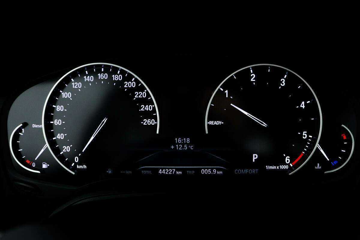 BMW 3 серии с пробегом — 2020 год. Фото: #8