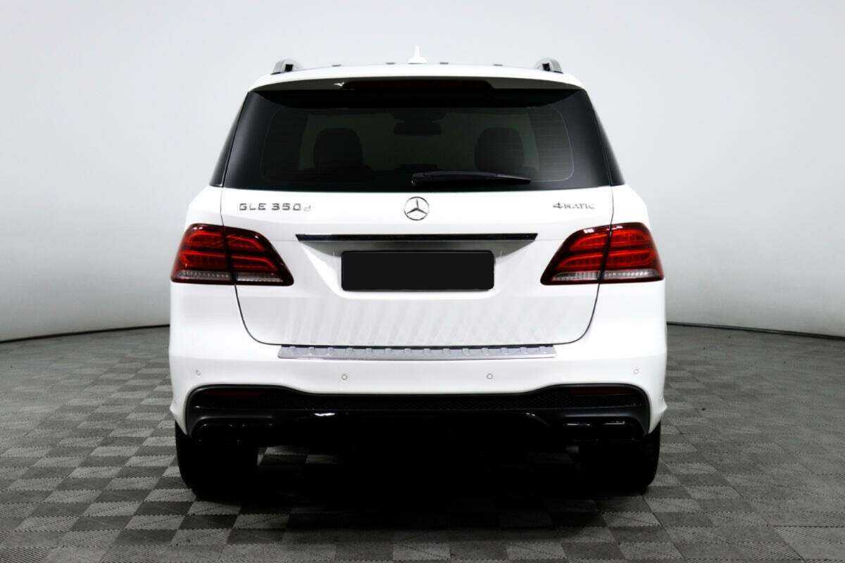 Mercedes-Benz GLE с пробегом — 2015 год. Фото: #5