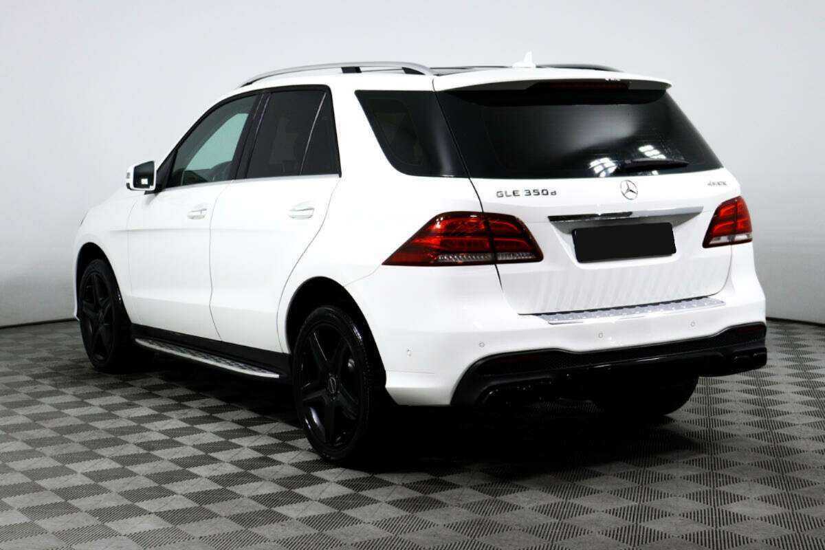 Mercedes-Benz GLE с пробегом — 2015 год. Фото: #6