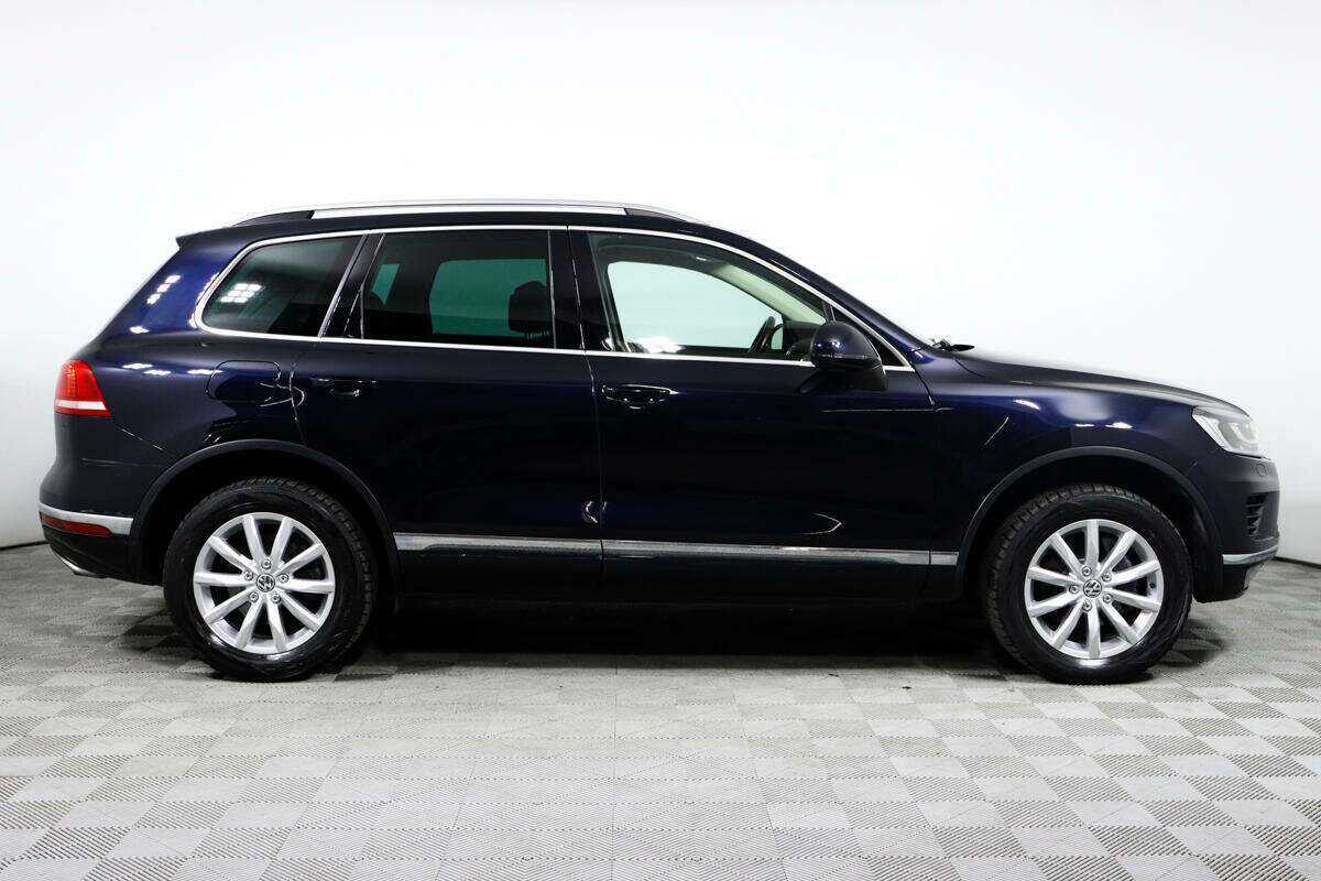 Volkswagen Touareg с пробегом — 2016 год. Фото: #3